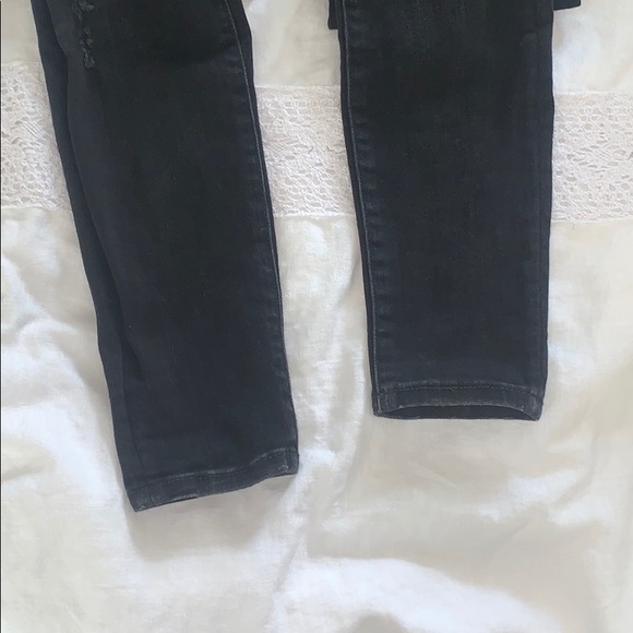 Jeans - Picture 2 of 4